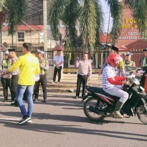 Anda bilang:Dari Was-Was Dikira Razia Malah Berakhir Bahagia, Satlantas Polres Musi Rawas Bersama Komunitas Ojek Beliti dan Mahasiswa Bagi Takjil